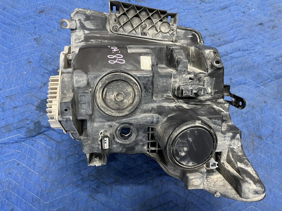 2016 2017 2019 NISSAN TITAN XD V8 DIESEL FRONT RIGHT PASSENGER HEADLIGHT OEM