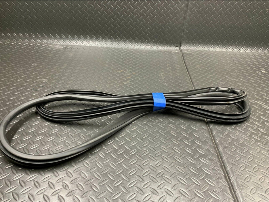 2014-2018 INFINITI Q50 OEM RH REAR DOOR SEAL