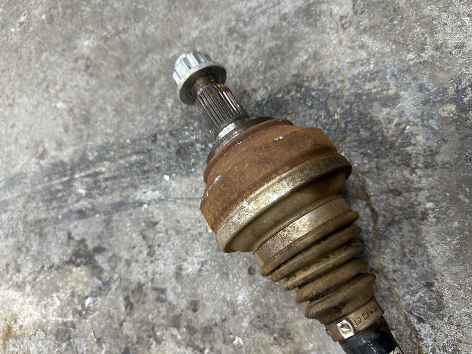 2014 AUDI R8 REAR RIGHT PASSENGER CV AXLE ASSEMBLY OEM 420 501 204 B 420501204