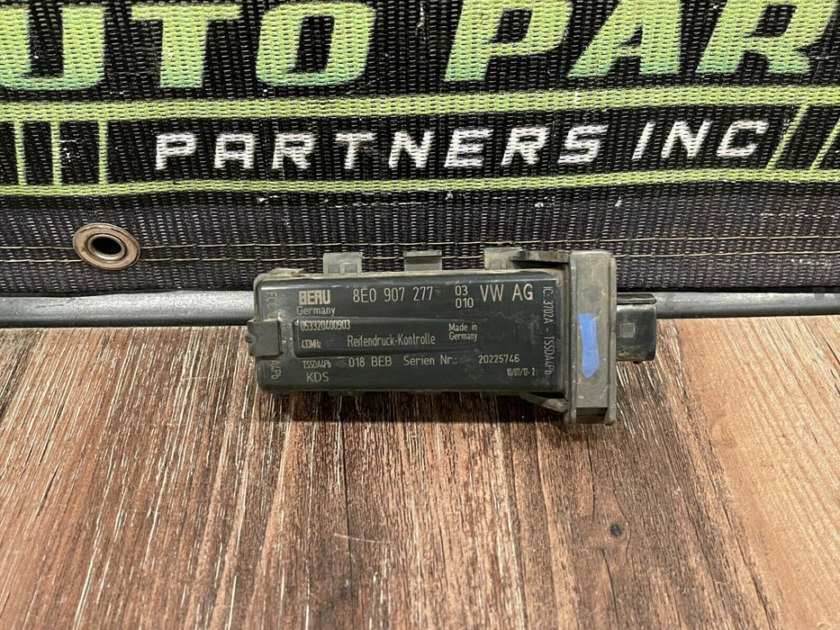 2012 AUDI R8 TPMS TIRE PRESSURE MONITORING SENSOR SYSTEM OEM 8E0 907 277