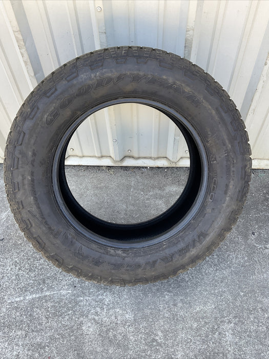 GOODYEAR WRANGLER TRAILRUNNER AT LT275/65R20 TIRE (MANUFACTURE DATE:1222)