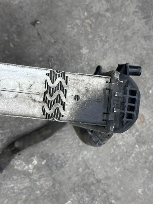 2021 AUDI R8 5.2L V10 REAR RIGHT RADIATOR OEM *DAMAGES/READ*