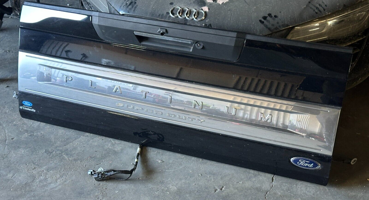 2020 2021 2022 FORD F250 F350 F450 PLATINUM TAILGATE W/ STEP AGATE BLACK (UM)