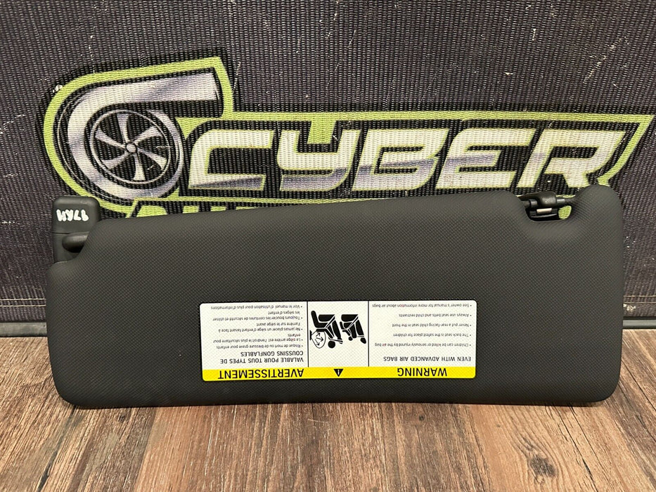 2020 BMW M4 F82 PASSENGER RIGHT SUN VISOR / SUN BLOCKER OEM