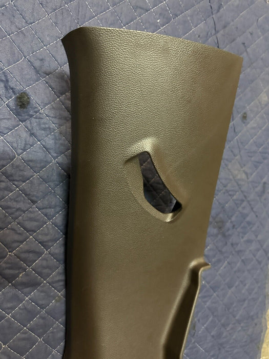 2017-2019 FORD F250 F350 LIMITED DRIVER RIGHT C PILLAR TRIM OEM