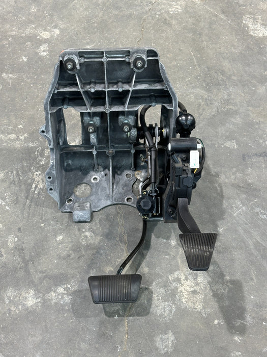2021 RAM 2500 LARAMIE GAS BRAKE PEDAL ASSEMBLY OEM