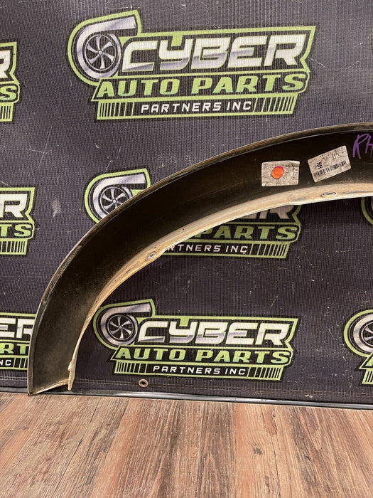 2017-2019 FORD F250 F350 PASSENGER RIGHT WHITE FENDER FLARE OEM *PAINT CHIP*