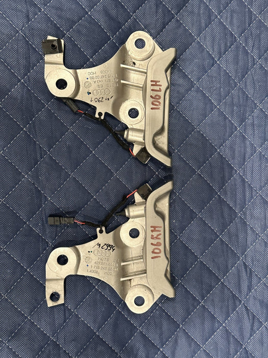 2014 AUDI R8 SPYDER LEFT RIGHT CONVERTIBLE TOP LATCH MOUNT PLATE 427 871 443 A
