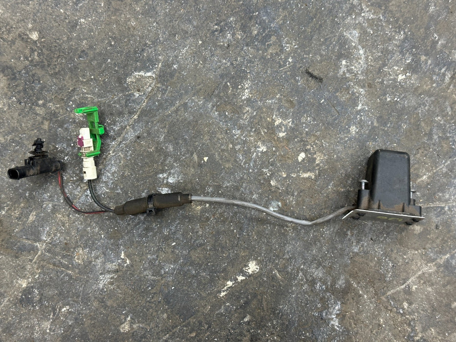 2014 AUDI R8 REAR VIEW REVERSE BACK UP CAMERA 420980551A 420 980 551 A