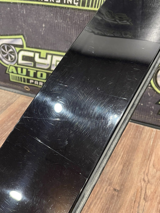 2017-2019 FORD F250 F350 REAR RIGHT GLOSS BLACK DOOR B PILLAR OEM *SCUFFS/READ*