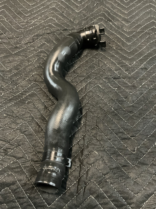 2014 NISSAN 370Z RADIATOR COOLANT UPPER HOSE PIPE TUBE W/INLET CONNECTOR OEM