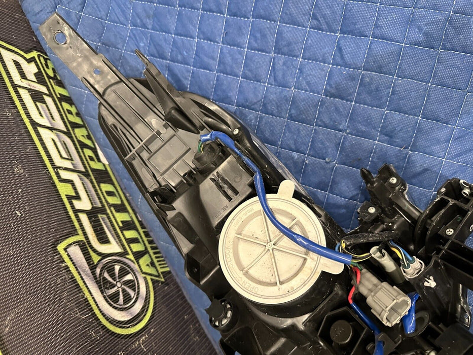 2009-2020 NISSAN 370Z PASSENGER RIGHT HEADLIGHT OEM XENON COMPLETE *NO DAMAGE*