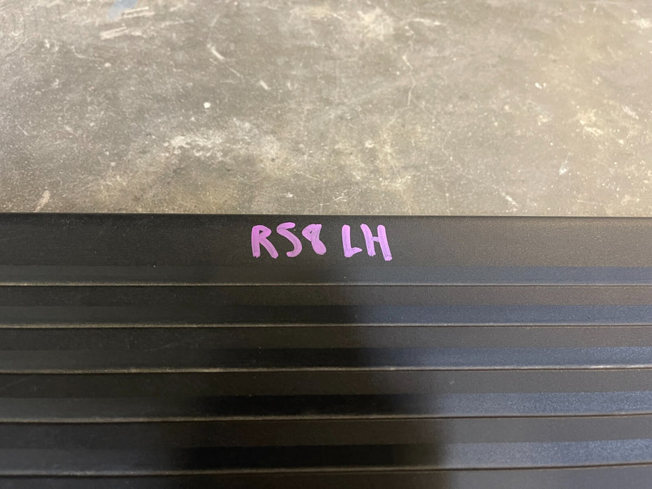 2017-2019 FORD  F350 F450 DRIVER LEFT SIDE RUNNING BOARD ONLY OEM *BURNT*