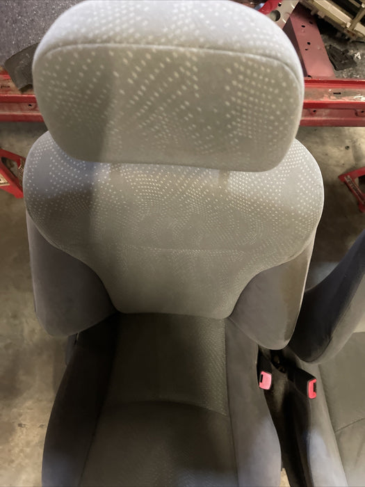 2014 TOYOTA PRIUS FRONT LH RH DRIVER PASSENGER CLOTH SEATS PAIR~COSMETIC WEAR~