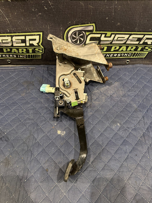 2017-2019 FORD F250 F350 BRAKE PEDAL ASSEMBLY OEM