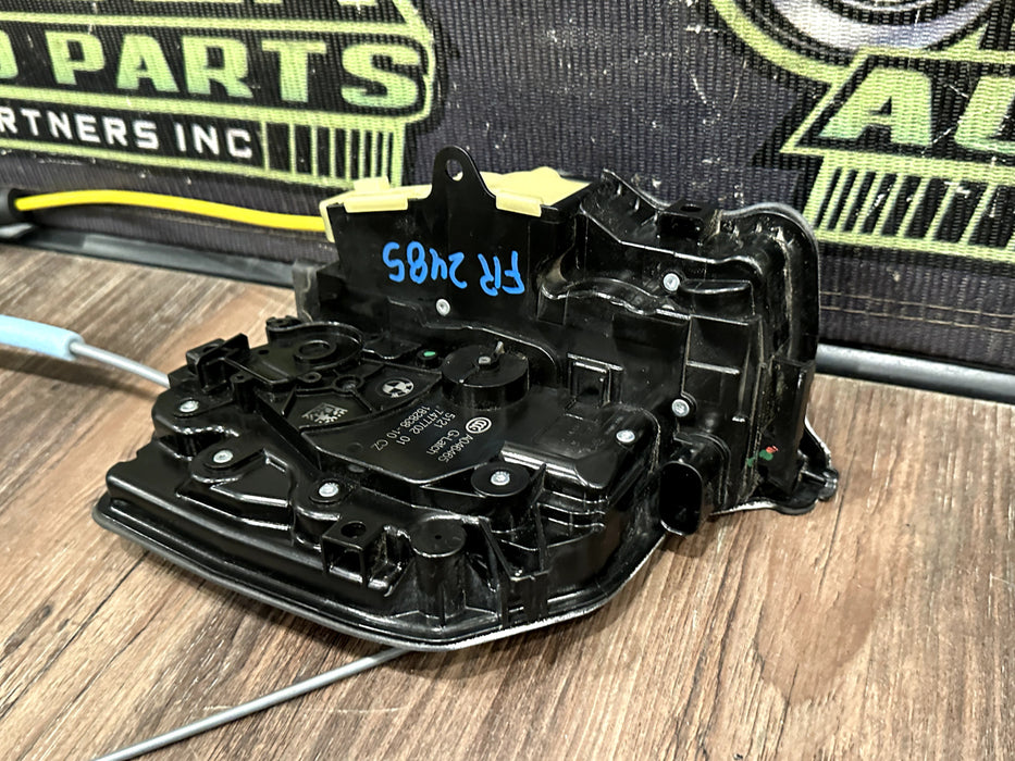 2020 BMW M8 COMP F93 FRONT RIGHT DOOR LOCK LATCH ACTUATOR MOTOR OEM 51217477702