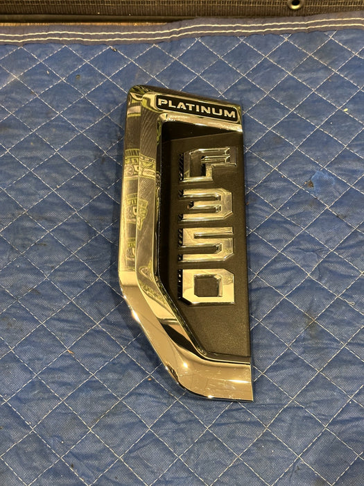 2017-2019 FORD F350 PLATINUM LEFT FENDER EMBLEM BADGE OEM