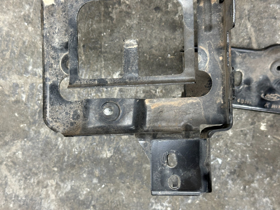 2024 FORD F250 F350 LEFT REINFORCEMENT BRACKET OEM HC3B 16K196