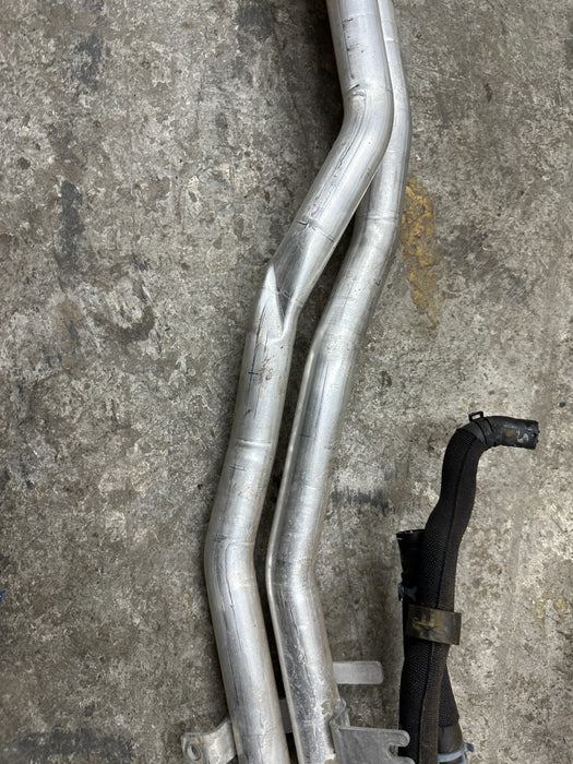 2014 AUDI R8 OEM UNDERBODY CENTER COOLANT PIPE LINE HOSE TUBE 420 121 050 B
