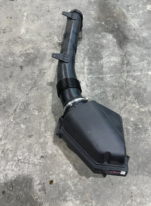 2024 BMW M3 M4 G80 G82 DRIVER LEFT AIR FILTER INTAKE ASSEMBLY OEM 8097045