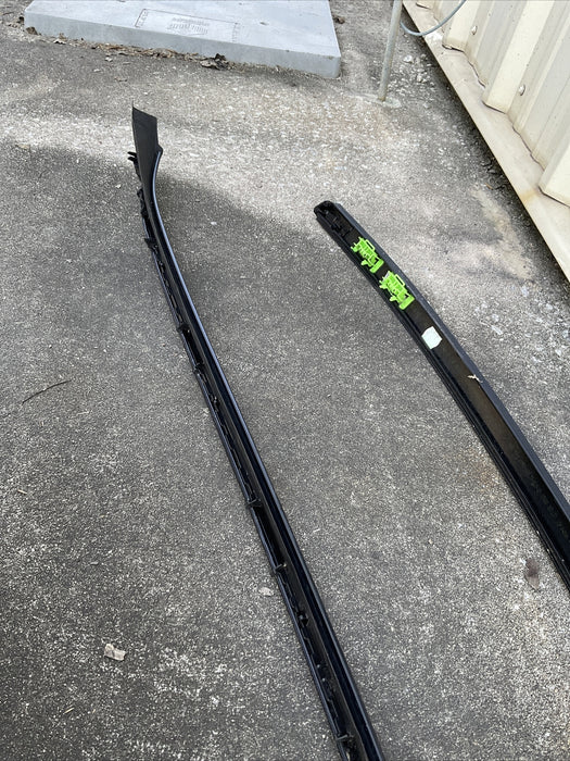 2014-2017 MERCEDES S550 W222 RIGHT LEFT PAIR TOP ROOF TRIM MOULDING A2226900262