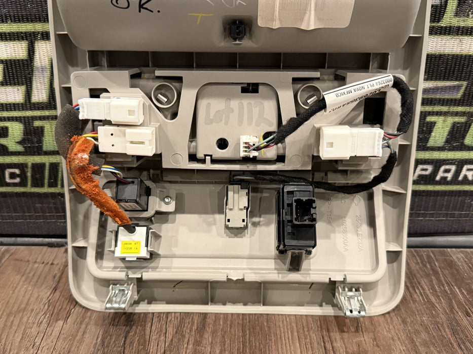 2017 NISSAN TITAN XD RESERVE OVERHEAD CONSOLE DOME LIGHT ASSEMBLY OEM