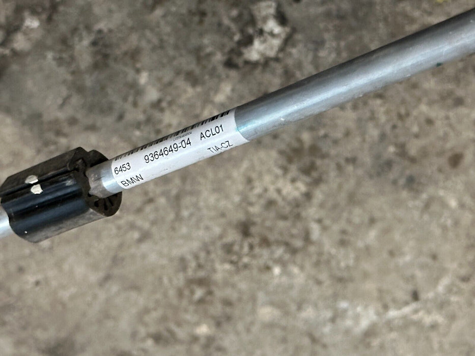 2020 BMW M4 F82 A/C REFRIGERANT LIQUID HOSE 64 53 9 364 649 64539364649