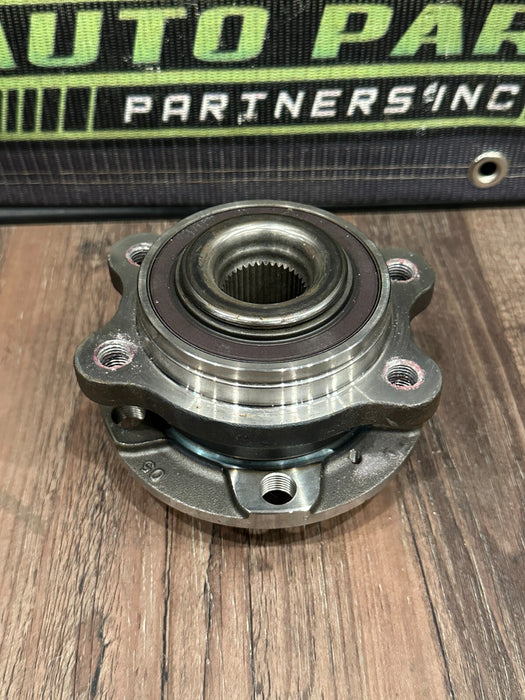 2018 MCLAREN 720S FRONT RIGHT SUSPENSION WHEEL HUB OEM 13BA350RP *BRAND NEW*