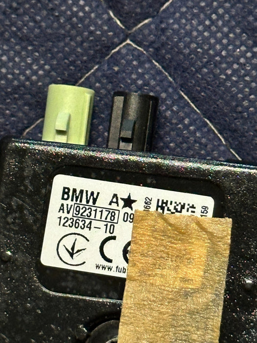 2020 BMW M4 F82 OEM RADIO ANTENNA AMPLIFIER AM/FM AV 9231178 09 AV923117809