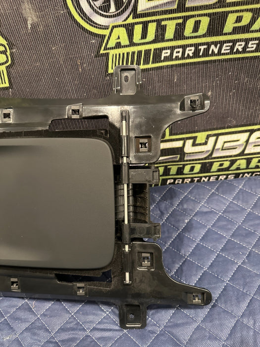 2018 AUDI R8 SPYDER REAR STORAGE COMPARTMENT BIN OEM 4S7 868 675