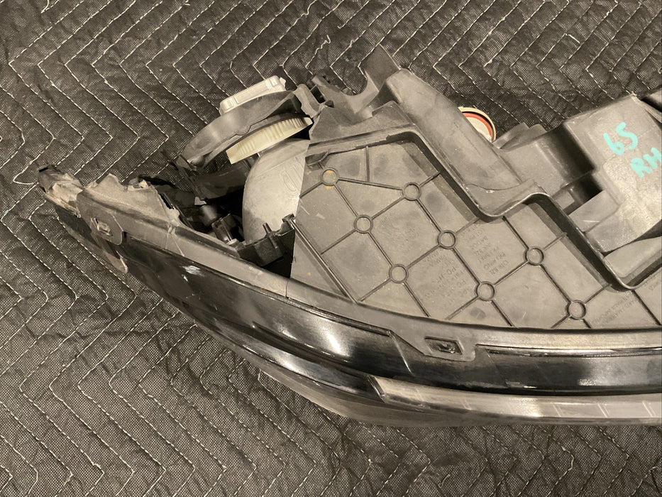 2016 DODGE CHARGER HELLCAT XENON HEADLIGHT RIGHT PASSENGER *DAMAGE* OEM