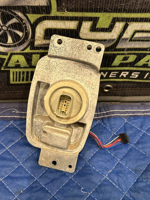 2020-2022 FORD F250 F350 F450 PASSENGER RIGHT TAIL LIGHT MODULE W BRACKET OEM