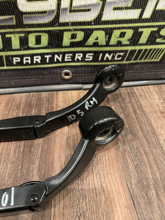 2021 AUDI R8 FRONT LEFT RIGHT WINDSHIELD WIPER PAIR OEM