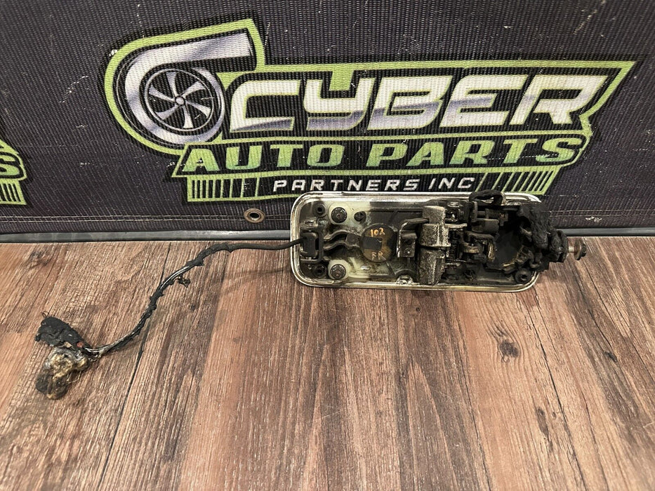 2017-2019 FORD F250 F350 FRONT RIGHT DOOR HANDLE TRI COAT (UG) OEM *BURN DAMAGE*