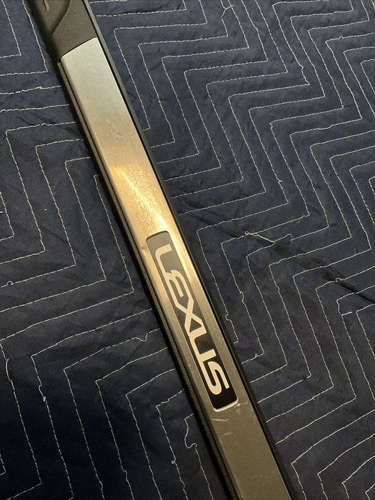 2015 LEXUS RC-F KICK PLATE RH PASSENGER SIDE