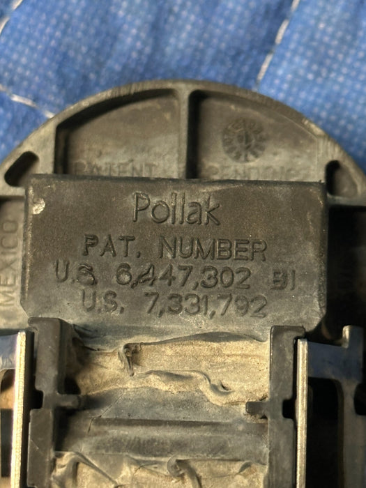 2017-2019 FORD F250 F350 F450 REAR BUMPER 7/4 PIN TRAILER TOW CONNECTOR PLUG OEM