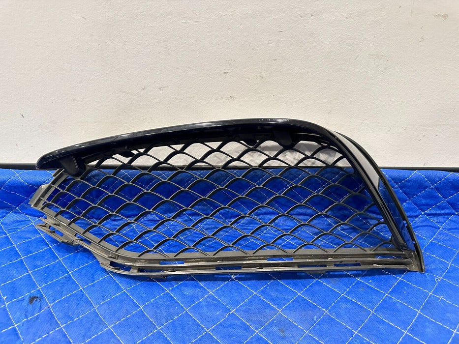 2017 MERCEDES-BENZ C63 AMG CONV FRONT BUMPER LEFT SIDE OUTER GRILLE TRIM OEM