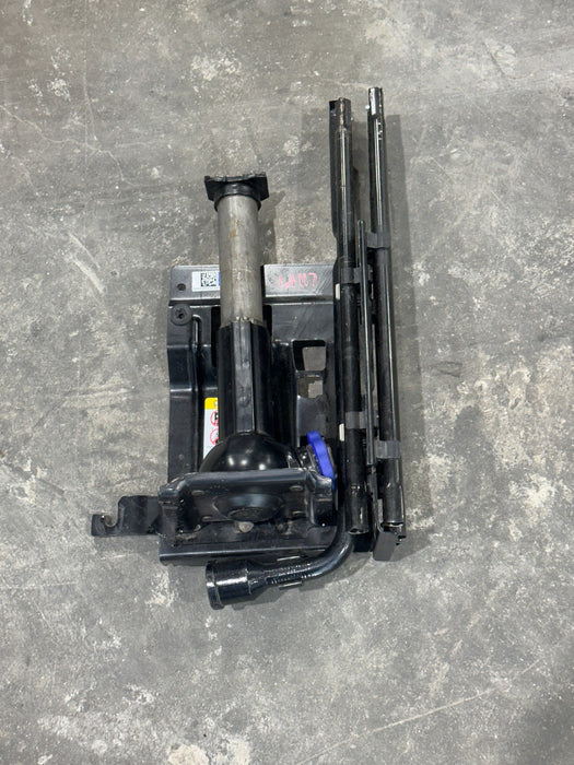 2021 RAM 2500 LARAMIE SPARE TIRE JACK TOOL KIT COMPLETE OEM