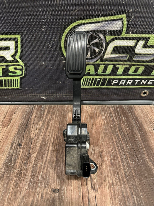 2014 TOYOTA PRIUS V GAS/ACCELERATION PEDAL OEM 78110-12050