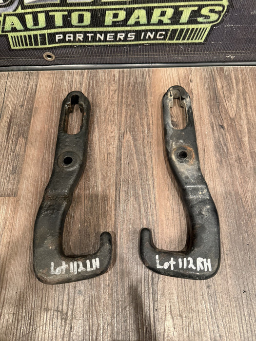 2017 NISSAN TITAN XD STEERING LEFT RIGHT FRONT BUMPER TOW HOOKS OEM