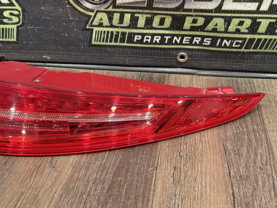 2014 PORSCHE 911 TURBO S 991 PASSENGER RIGHT TAIL LIGHT OEM