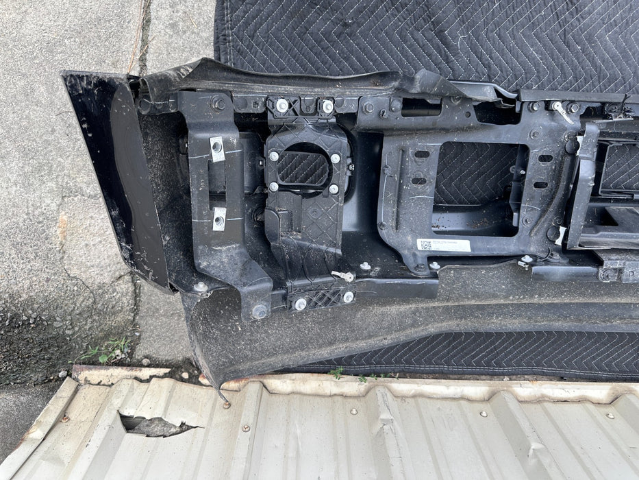 2023 2025 FORD F450 PLATINUM FRONT BUMPER ASSEMBLY AGATE BLACK ~MINOR SCRATCHES~