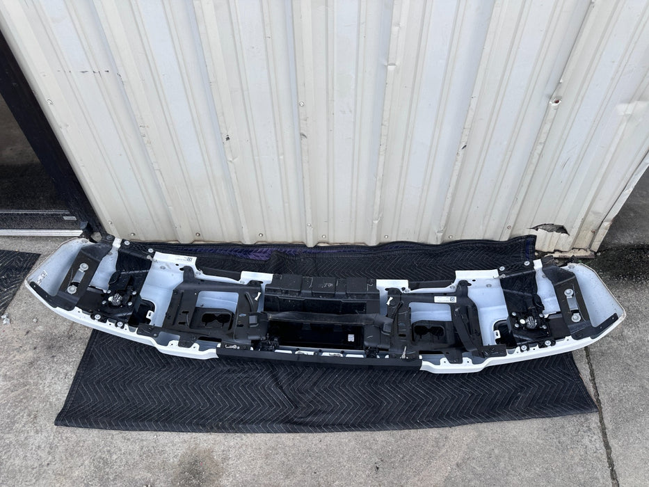 2023 2024 2025 FORD F250 F350 FRONT BUMPER ASSEMBLY STAR WHITE ~SCRATCHES~