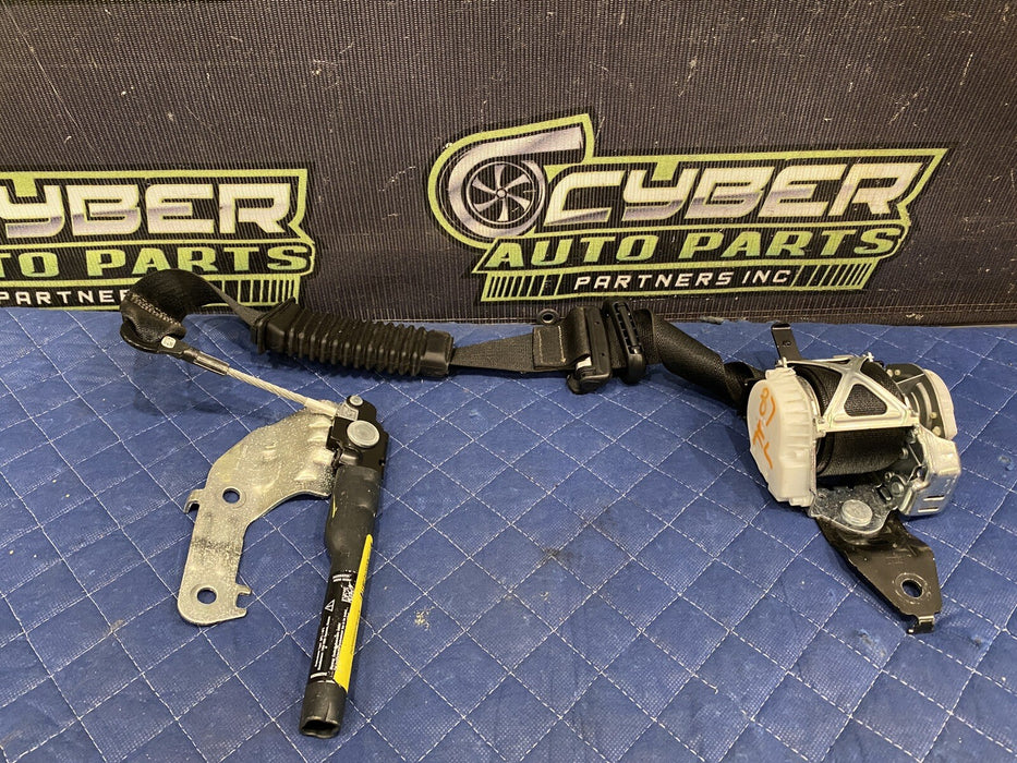 2018 2019 2021 2022 FORD F250 F350 F450 PLATINUM FRONT LEFT DRIVER SEATBELT OEM