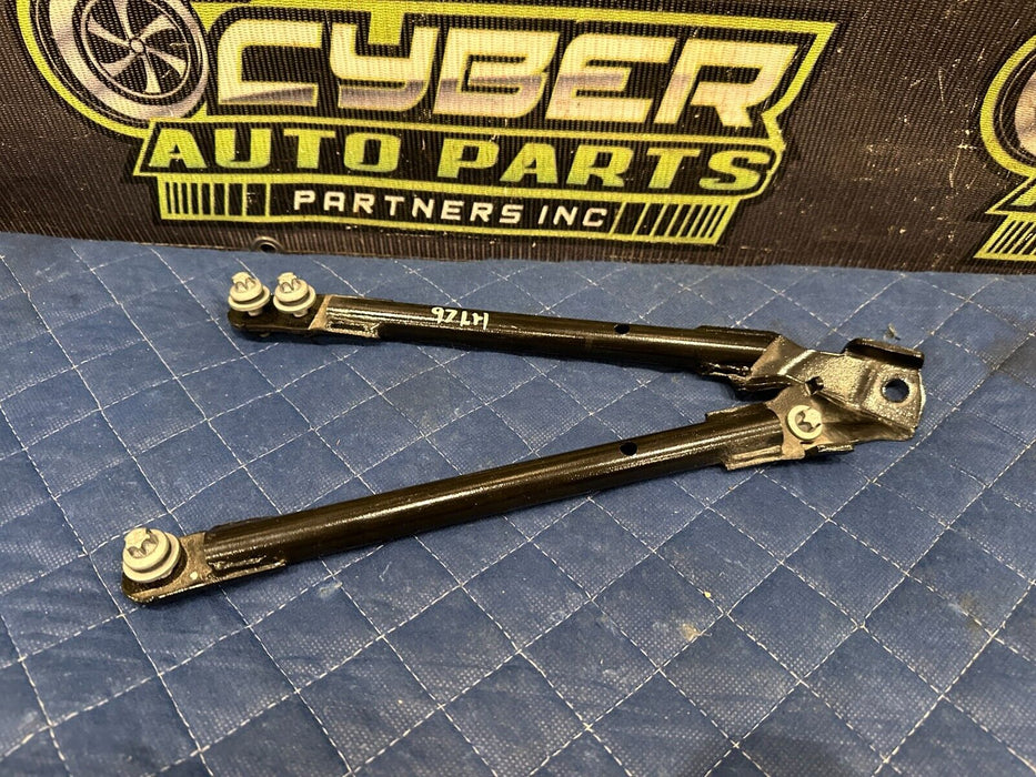 2015-2020 BMW M4 F82 FRONT LEFT DRIVER ENGINE STRUT BAR BRACE MOUNT OEM