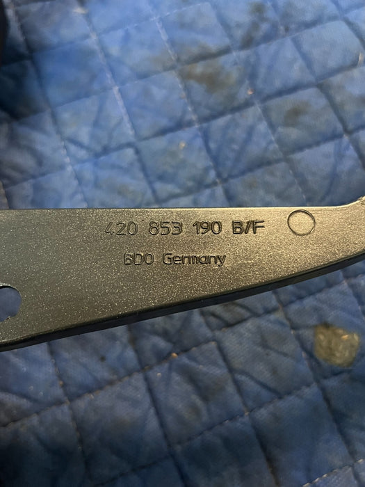 2012 AUDI R8 OEM RH RIGHT LOWER QUARTER PANEL FRAME 420 853 190 B