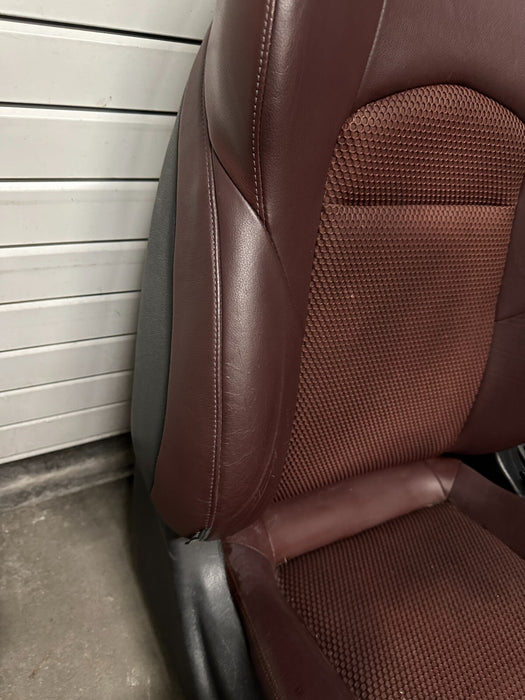 2010 NISSAN 370Z CONVERTIBLE FRONT LEFT DRIVER RIGHT PASSENGER SEATS BURGUNDY