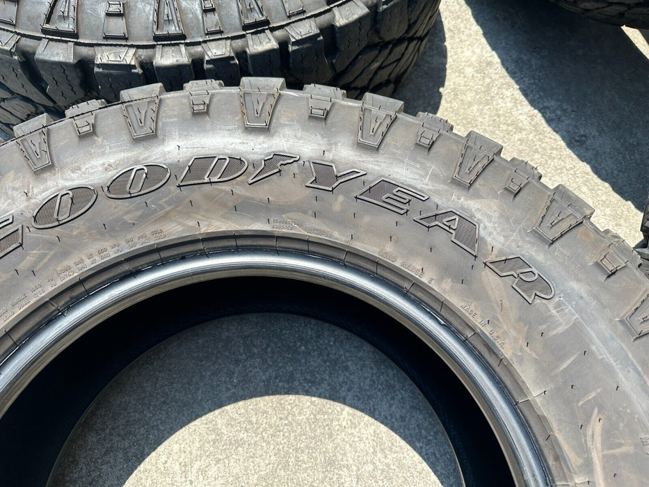 GOODYEAR DURATRAC LT285/75R18 TIRES SET (4) 400 MILES FORD F250