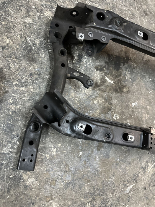 2017 MERCEDES C63 AMG OEM CABRIOLET FRONT SUSPENSION CROSS-MEMBER SUBFRAME