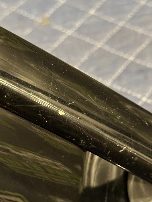 2017-2019 FORD F250 F350 F450 REAR RIGHT DOOR HANDLE OEM BLACK PEARL G1 *FLAW*